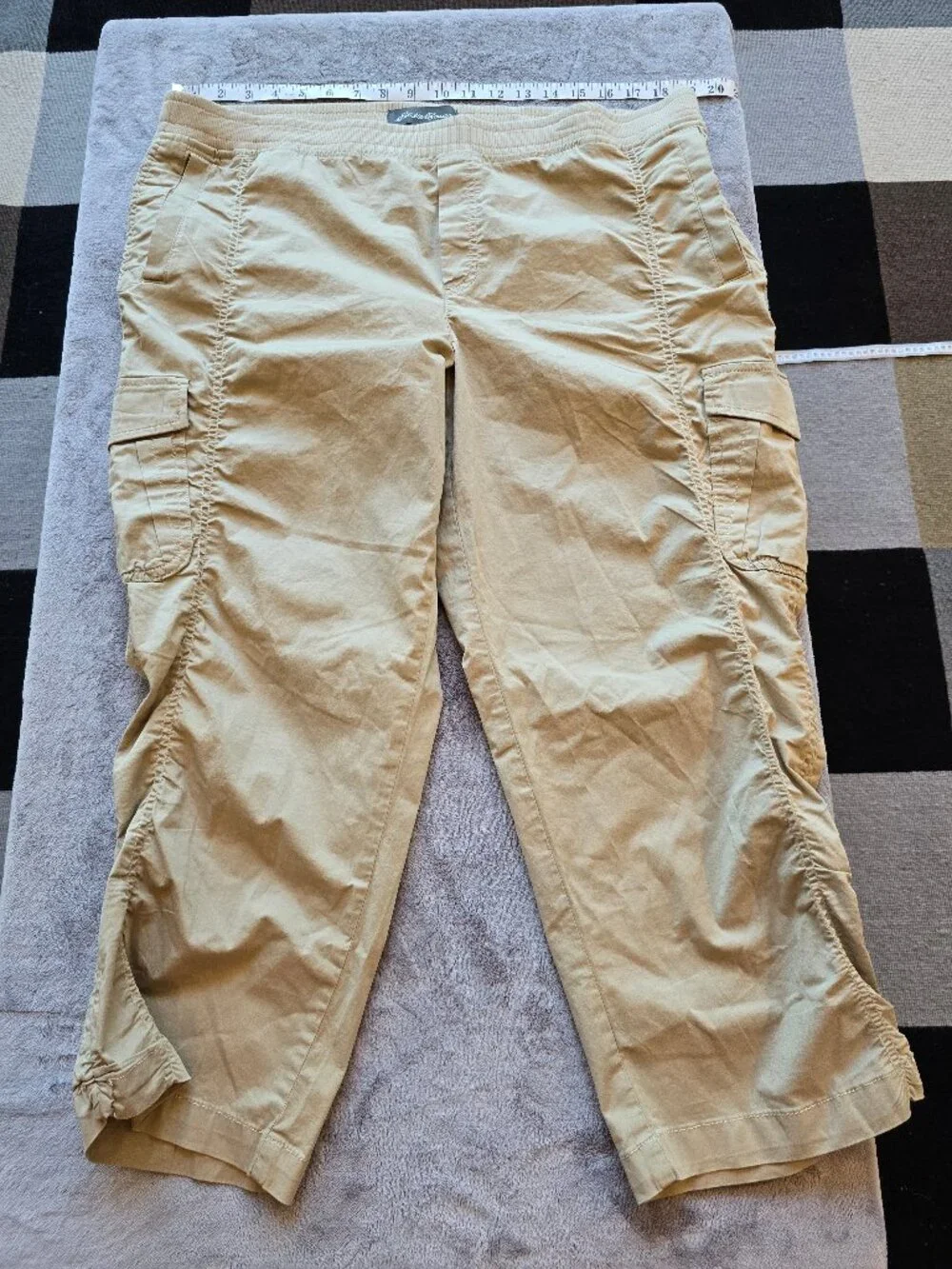 NWT Eddie Bauer Travex Woman's Ruched Capri Pantgs Beige Hiking Crop size 18 - Picture 4 of 6